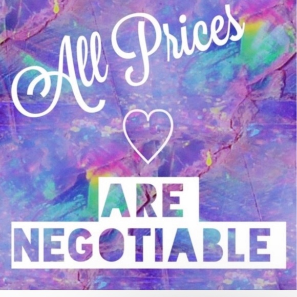 Tops- 8-skirtsNEW and 3 Like NEW pics // video for description!! - Picture 11 of 11